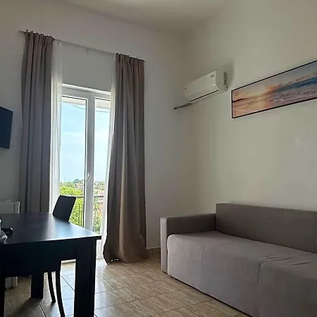 Hotel Cosmos